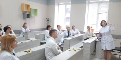 У клініці відбувся безкоштовний освітній семінар на тему жіночого здоров’я.